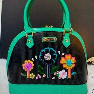 NICOLE LEE FLORAL Black/Green Handbag and Crossbody
